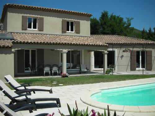 Luxury villa with garden and covered terrace - Location, gîte - Beaumes-de-Venise