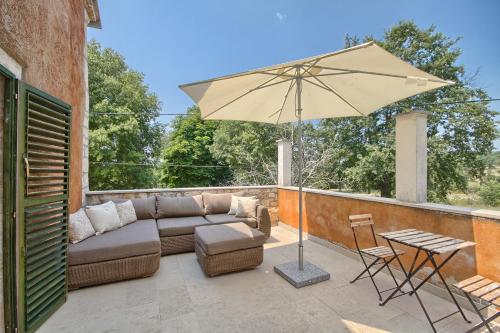 Rõdu/terrass, Villa Postaja in Okreti