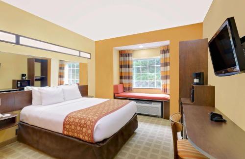 Microtel Inn & Suites By Wyndham Princeton