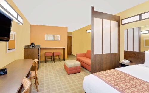 Microtel Inn & Suites By Wyndham Princeton