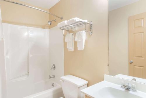 2 double beds