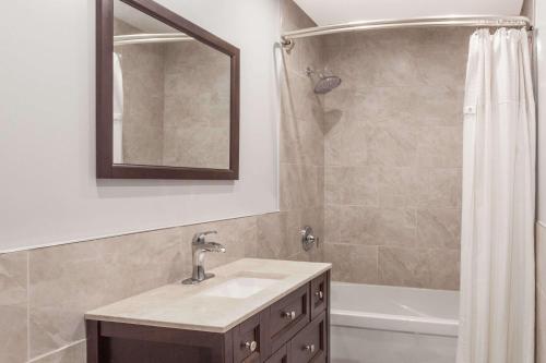 Knights Inn Kingston – Kingston