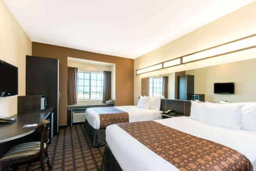 Microtel Inn & Suites by Wyndham Eagle Pass in Eagle Pass (TX)