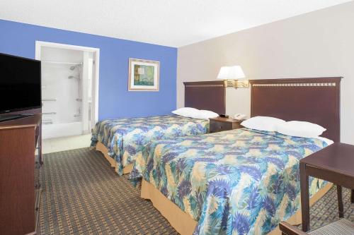 Super 8 by Wyndham Corpus Christi - main image