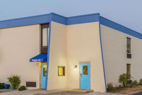 Εξωτερική όψη, Knights Inn - Poe Avenue Dayton, OH in Ντέιτον(Οχάιο)