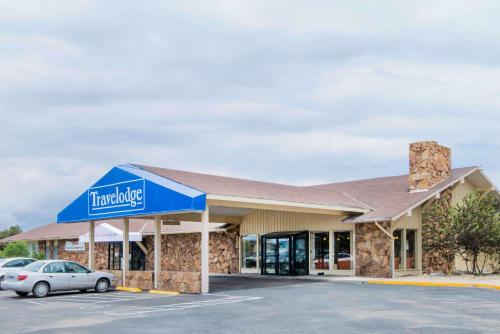 Travelodge by Wyndham Laramie