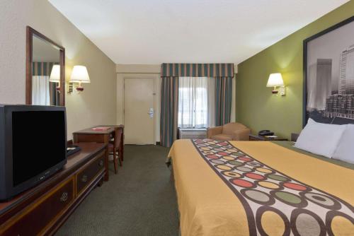 Super 8 by Wyndham Huntersville/Charlotte Area