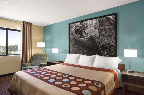 Super 8 by Wyndham Carbondale - main image