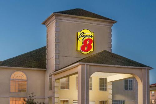 Super 8 by Wyndham Harrisburg Hershey North - Hotel - Harrisburg