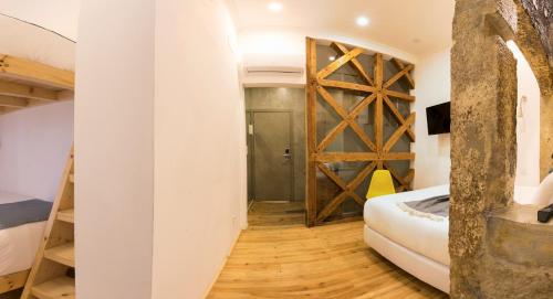 262 Boutique Hotel - image 4