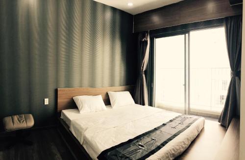 

Masteri Thao Dien, 2BR, Black Diamond