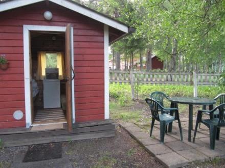 Economy Cottage with Shared Bathroom