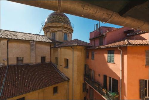 Nice Renting - COLONNA - Best place in Nice Old Town, Nice (photo 9)