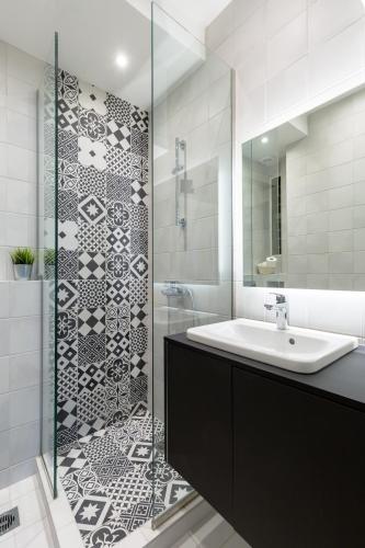 Acropolis Heart 1BD Apartment in Plaka by UPSTREET - image 10