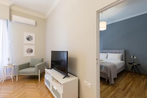 Acropolis Heart 1BD Apartment in Plaka by UPSTREET - image 4