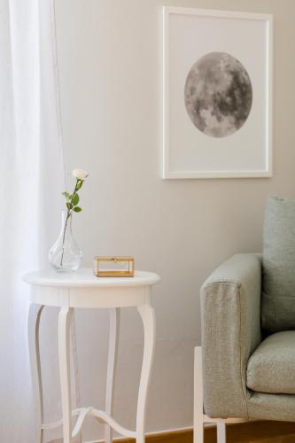 Acropolis Heart 1BD Apartment in Plaka by UPSTREET - image 10