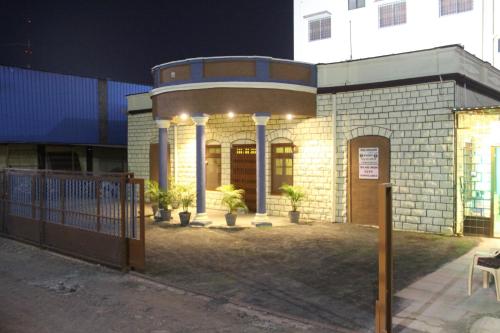 Yuvraj Lodge- Osmanabad