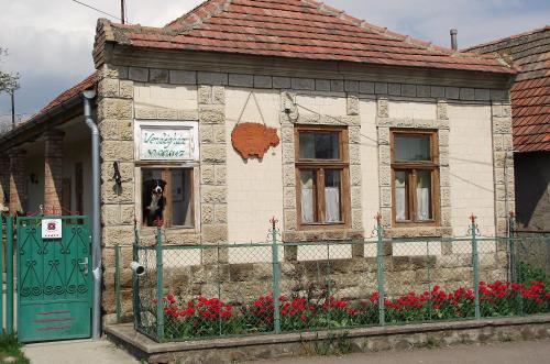 Bari Tanya in Kisnána