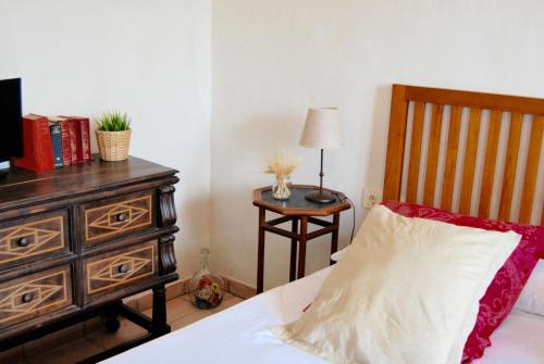 1 queen bed