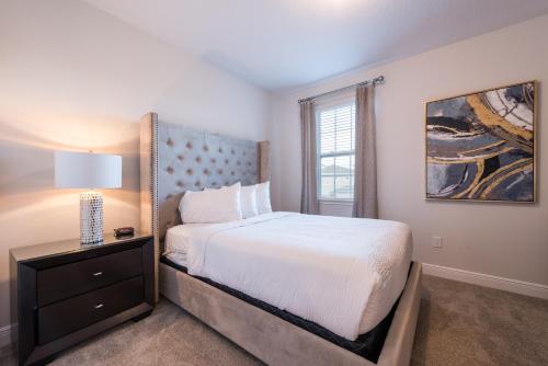 Lively Home with Loft Games near Disney - 7524M - image 2