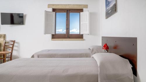 Case al Borgo-Agira Centre-Home Relais - image 11