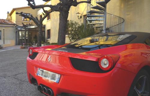 Hôtel Les Persèdes - image 3