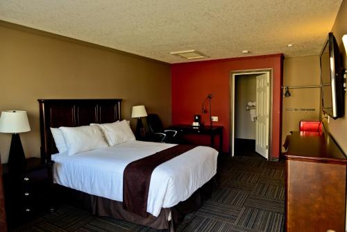 1 queen bed