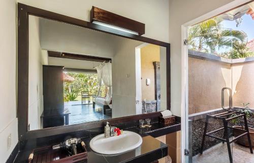 Adi Assri Beach Resort & Spa Room Type - Two-Bedroom Villa with Private Pool