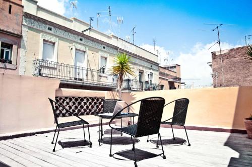 Barceloneta Suites Apartments Market 3