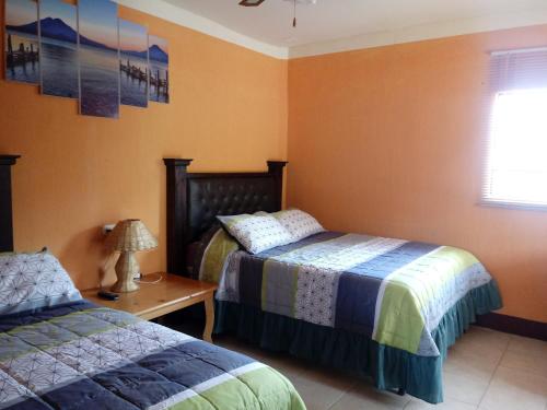 2 double beds, 1 twin bed