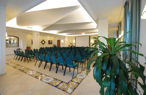 Hotel La Bussola - image 8