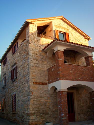  Apartment Percic, Pension in Tar