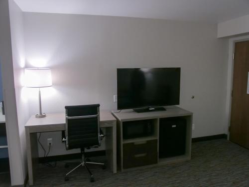 Wingate by Wyndham Louisville Airport Expo Center in Louisville, USA