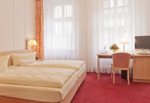 Hotel Benn - image 11