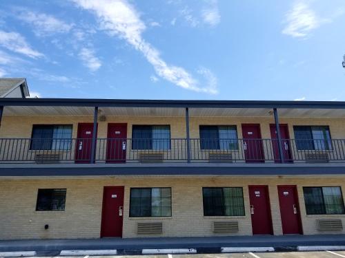 Executive Inn Pasadena - main image