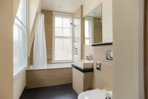 Leopold Hotel photo 2