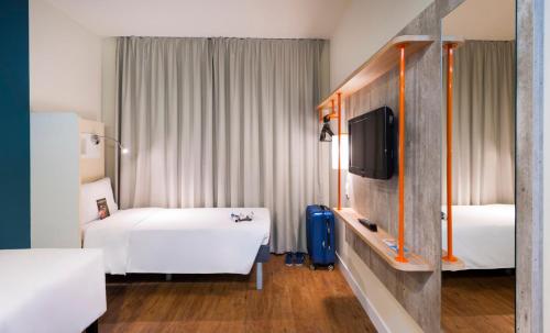 ibis budget Navegantes Itajai Itajai