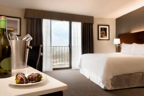 Radisson Hotel Cincinnati Riverfront