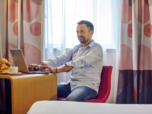 Novotel Paris Centre Bercy - image 14