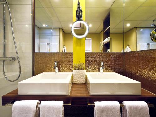 Mercure Hotel Groningen Martiniplaza - image 4