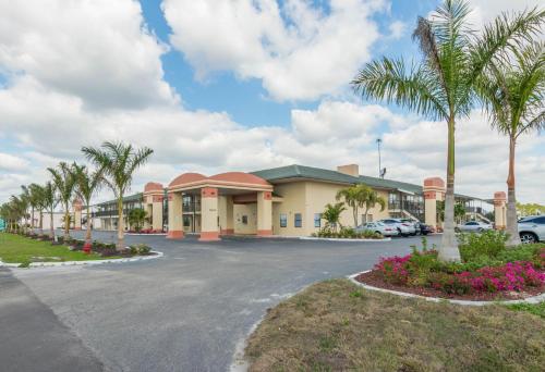 Baymont by Wyndham Punta Gorda Port Charlotte