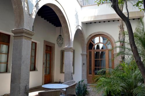 132681516 Hotel Casa Blanca 7
