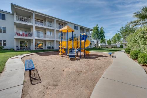 3BD/2B Sunset Views in the Desert