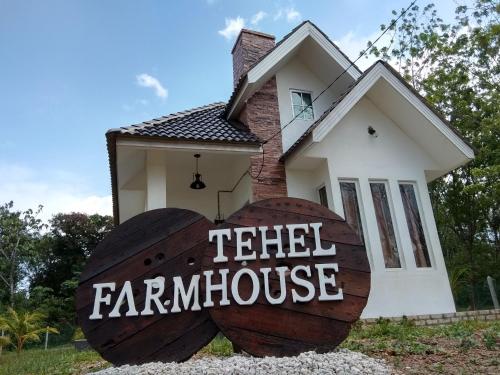 Tehel Farmhouse