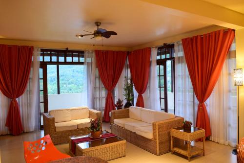 Tribal Hills Mountain Resort in Aninuan