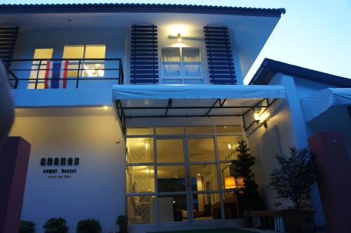 Exterior view, Ananas Samui Hostel near Laem Sor Pagoda