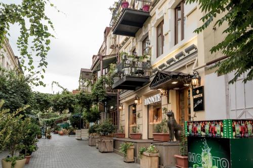Kindli Boutique Hotel - Tap to explore photos