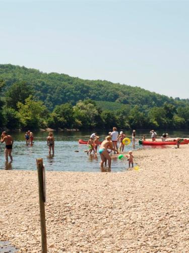 Country Camp Camping Le Clou