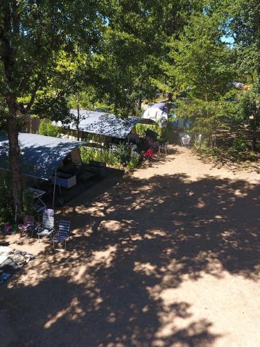 Country Camp Camping Le Clou