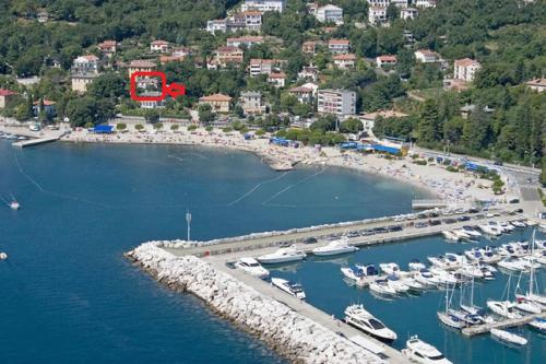 NEW Apartman Ziganto Z near the beach with terrace